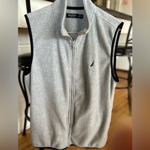 SALE!!!!Mens Med Nautica vest😍. Zip up 🔥🍂🍃